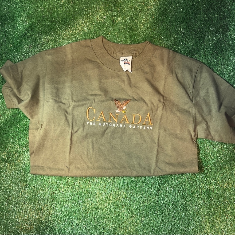 Vintage VTG Canada The Butchart Gardens Green T-Shirt - Picture 5 of 5